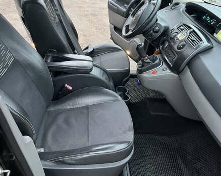 Черный Рено Сценик, объемом двигателя 1.6 л и пробегом 250 тыс. км за 4100 $, фото 12 на Automoto.ua