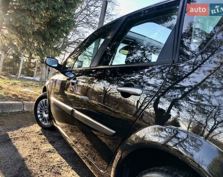 Чорний Рено Сценік, об'ємом двигуна 1.6 л та пробігом 230 тис. км за 4550 $, фото 24 на Automoto.ua