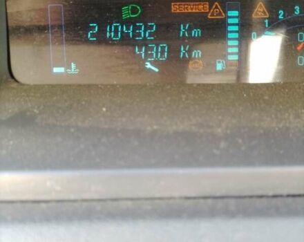 Черный Рено Сценик, объемом двигателя 1.6 л и пробегом 210 тыс. км за 4900 $, фото 2 на Automoto.ua