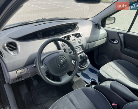 Черный Рено Сценик, объемом двигателя 1.6 л и пробегом 235 тыс. км за 4600 $, фото 9 на Automoto.ua