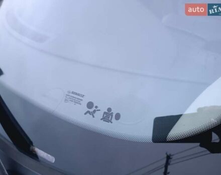 Чорний Рено Сценік, об'ємом двигуна 1.6 л та пробігом 240 тис. км за 4700 $, фото 16 на Automoto.ua