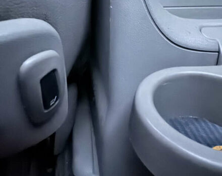 Черный Рено Сценик, объемом двигателя 1.99 л и пробегом 310 тыс. км за 4600 $, фото 18 на Automoto.ua