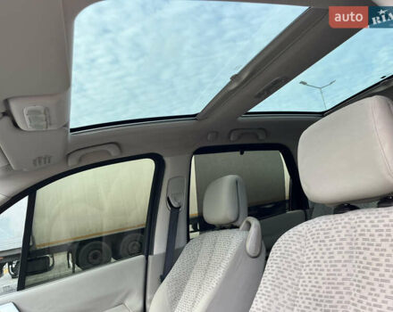 Рено Сценік 2006 у Черкасах на Automoto.ua Чорний Рено Сценік, об'ємом двигуна 1.6 л та пробігом 241 тис. км за 5500 $, фото 10 на Automoto.ua