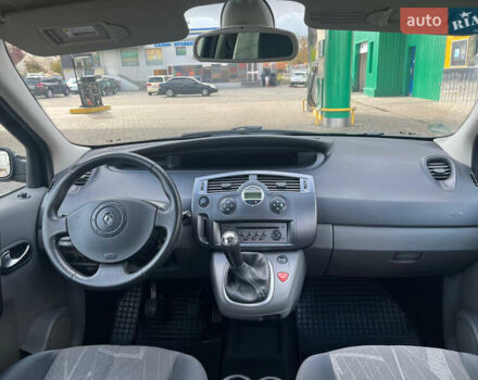 Черный Рено Сценик, объемом двигателя 1.6 л и пробегом 192 тыс. км за 5300 $, фото 17 на Automoto.ua