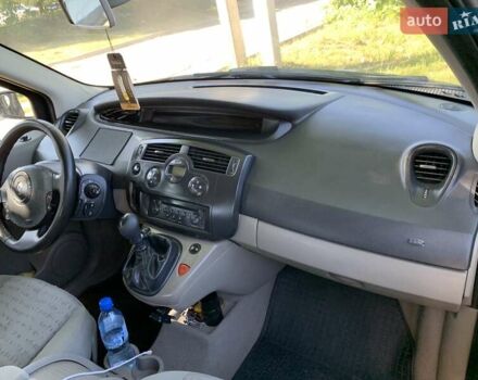 Черный Рено Сценик, объемом двигателя 1.99 л и пробегом 310 тыс. км за 4600 $, фото 6 на Automoto.ua