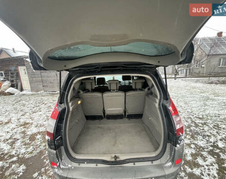 Чорний Рено Сценік, об'ємом двигуна 2 л та пробігом 233 тис. км за 5800 $, фото 2 на Automoto.ua