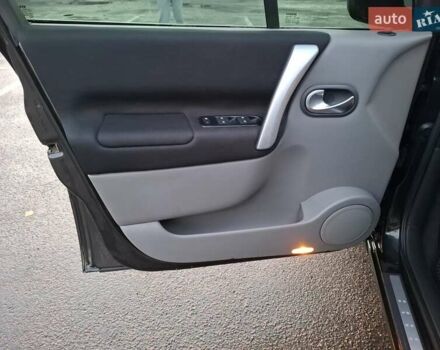Чорний Рено Сценік, об'ємом двигуна 1.9 л та пробігом 273 тис. км за 5500 $, фото 7 на Automoto.ua