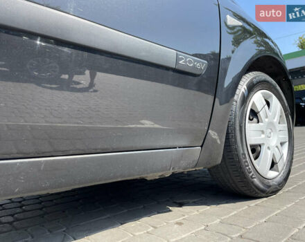 Черный Рено Сценик, объемом двигателя 1.99 л и пробегом 313 тыс. км за 5799 $, фото 14 на Automoto.ua