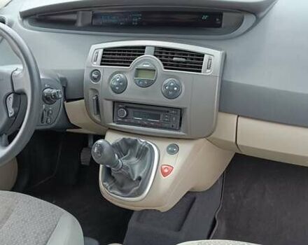 Чорний Рено Сценік, об'ємом двигуна 2 л та пробігом 203 тис. км за 5300 $, фото 6 на Automoto.ua