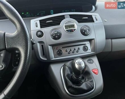 Черный Рено Сценик, объемом двигателя 1.6 л и пробегом 162 тыс. км за 5800 $, фото 18 на Automoto.ua