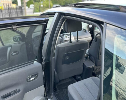 Рено Сценик 2007 в Виннице на Automoto.ua Черный Рено Сценик, объемом двигателя 1.6 л и пробегом 226 тыс. км за 5650 $, фото 51 на Automoto.ua