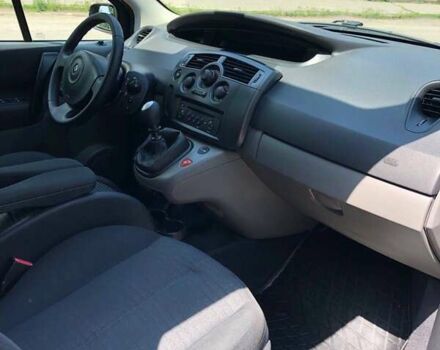 Черный Рено Сценик, объемом двигателя 1.6 л и пробегом 221 тыс. км за 5499 $, фото 2 на Automoto.ua