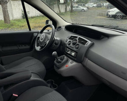 Чорний Рено Сценік, об'ємом двигуна 1.6 л та пробігом 191 тис. км за 5350 $, фото 14 на Automoto.ua