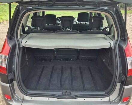 Рено Сценик 2007 в Луцке на Automoto.ua Черный Рено Сценик, объемом двигателя 1.6 л и пробегом 161 тыс. км за 5100 $, фото 12 на Automoto.ua