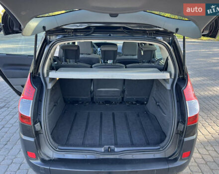 Чорний Рено Сценік, об'ємом двигуна 1.6 л та пробігом 190 тис. км за 5700 $, фото 16 на Automoto.ua