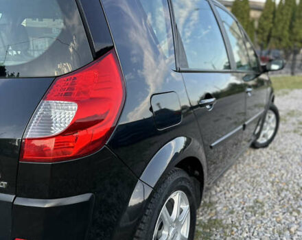 Рено Сценик 2007 в Виннице на Automoto.ua Черный Рено Сценик, объемом двигателя 1.6 л и пробегом 226 тыс. км за 5650 $, фото 23 на Automoto.ua