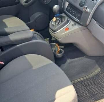 Рено Сценик 2007 в Виннице на Automoto.ua Черный Рено Сценик, объемом двигателя 1.5 л и пробегом 220 тыс. км за 5300 $, фото 3 на Automoto.ua