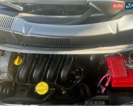 Черный Рено Сценик, объемом двигателя 1.6 л и пробегом 205 тыс. км за 5100 $, фото 11 на Automoto.ua