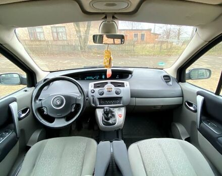 Черный Рено Сценик, объемом двигателя 1.6 л и пробегом 240 тыс. км за 4900 $, фото 9 на Automoto.ua