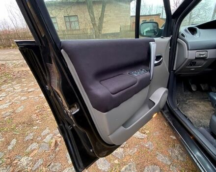 Черный Рено Сценик, объемом двигателя 1.6 л и пробегом 240 тыс. км за 4900 $, фото 11 на Automoto.ua