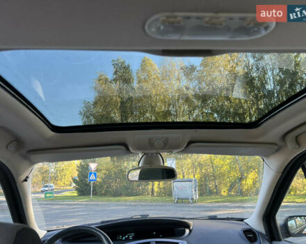Чорний Рено Сценік, об'ємом двигуна 1.6 л та пробігом 190 тис. км за 5700 $, фото 14 на Automoto.ua