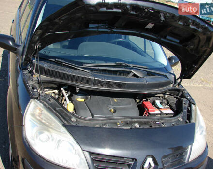 Черный Рено Сценик, объемом двигателя 1.5 л и пробегом 194 тыс. км за 4600 $, фото 9 на Automoto.ua