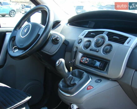 Черный Рено Сценик, объемом двигателя 1.5 л и пробегом 194 тыс. км за 4600 $, фото 17 на Automoto.ua