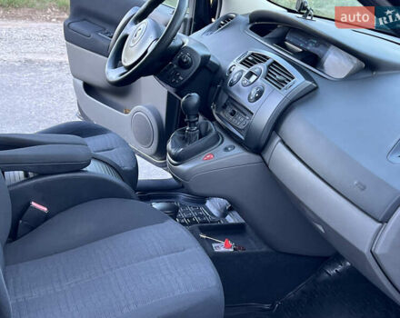 Черный Рено Сценик, объемом двигателя 1.6 л и пробегом 235 тыс. км за 4650 $, фото 53 на Automoto.ua