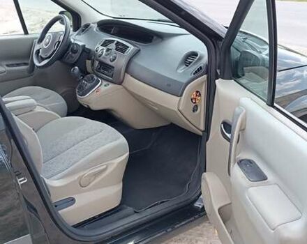 Чорний Рено Сценік, об'ємом двигуна 2 л та пробігом 203 тис. км за 5300 $, фото 4 на Automoto.ua