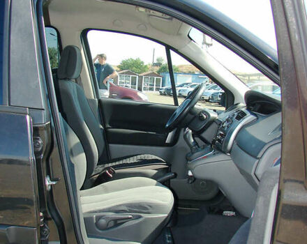 Черный Рено Сценик, объемом двигателя 1.5 л и пробегом 194 тыс. км за 4600 $, фото 16 на Automoto.ua