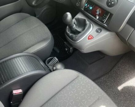 Черный Рено Сценик, объемом двигателя 1.6 л и пробегом 205 тыс. км за 5100 $, фото 7 на Automoto.ua