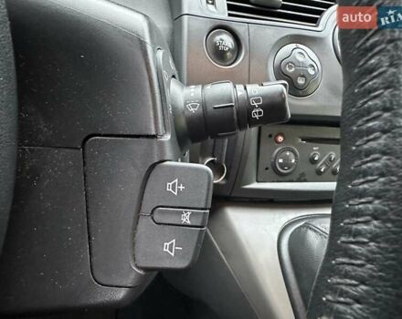 Черный Рено Сценик, объемом двигателя 1.6 л и пробегом 187 тыс. км за 5500 $, фото 21 на Automoto.ua