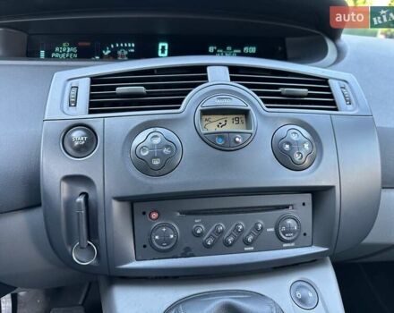 Черный Рено Сценик, объемом двигателя 1.6 л и пробегом 186 тыс. км за 5450 $, фото 21 на Automoto.ua