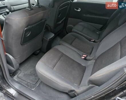 Черный Рено Сценик, объемом двигателя 1.5 л и пробегом 275 тыс. км за 5700 $, фото 11 на Automoto.ua