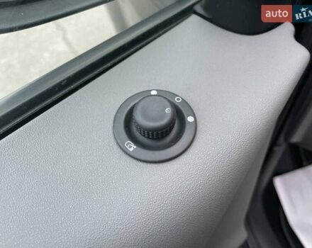 Чорний Рено Сценік, об'ємом двигуна 1.6 л та пробігом 174 тис. км за 6500 $, фото 10 на Automoto.ua