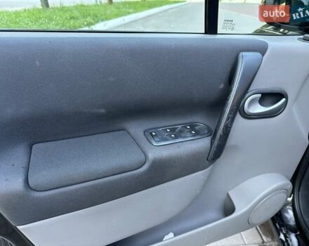 Черный Рено Сценик, объемом двигателя 1.6 л и пробегом 186 тыс. км за 5450 $, фото 15 на Automoto.ua