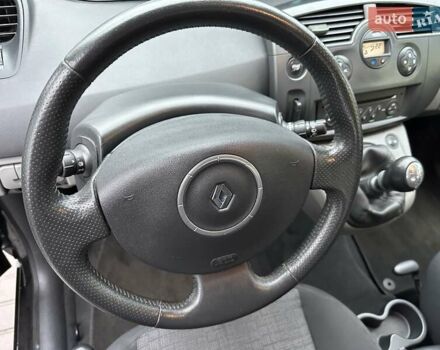 Черный Рено Сценик, объемом двигателя 1.6 л и пробегом 187 тыс. км за 5500 $, фото 24 на Automoto.ua