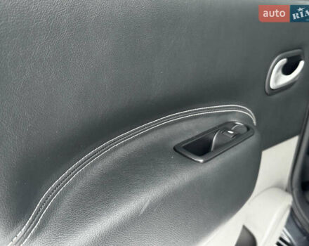 Черный Рено Сценик, объемом двигателя 1.9 л и пробегом 260 тыс. км за 4850 $, фото 39 на Automoto.ua