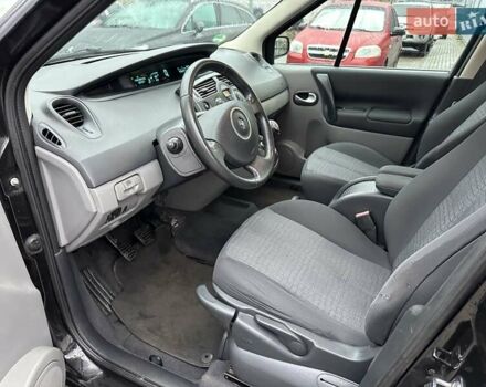 Черный Рено Сценик, объемом двигателя 1.6 л и пробегом 187 тыс. км за 5500 $, фото 17 на Automoto.ua