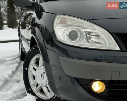 Черный Рено Сценик, объемом двигателя 1.9 л и пробегом 260 тыс. км за 4850 $, фото 5 на Automoto.ua