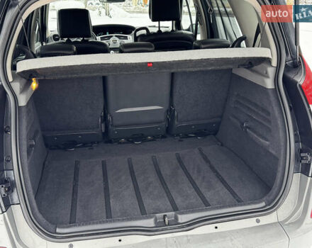 Черный Рено Сценик, объемом двигателя 1.9 л и пробегом 260 тыс. км за 4850 $, фото 21 на Automoto.ua