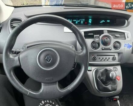 Черный Рено Сценик, объемом двигателя 1.6 л и пробегом 280 тыс. км за 5850 $, фото 15 на Automoto.ua