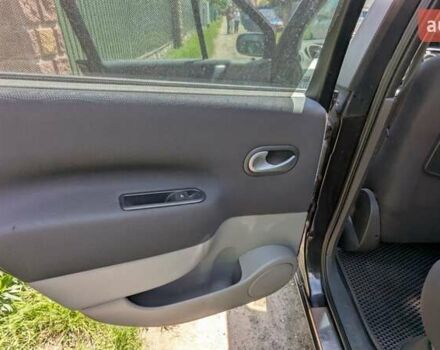 Чорний Рено Сценік, об'ємом двигуна 1.9 л та пробігом 242 тис. км за 6099 $, фото 23 на Automoto.ua