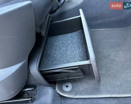 Черный Рено Сценик, объемом двигателя 1.6 л и пробегом 186 тыс. км за 5450 $, фото 29 на Automoto.ua