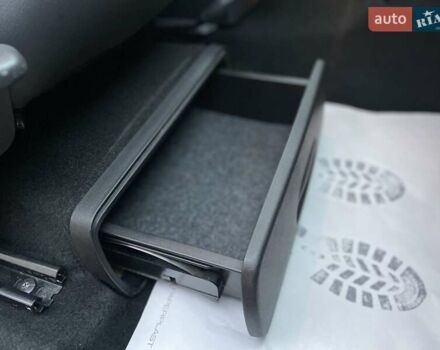 Чорний Рено Сценік, об'ємом двигуна 1.6 л та пробігом 174 тис. км за 6500 $, фото 51 на Automoto.ua