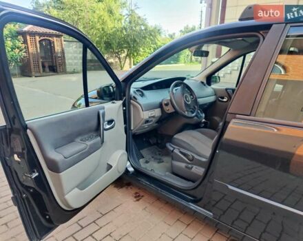 Черный Рено Сценик, объемом двигателя 1.6 л и пробегом 174 тыс. км за 5800 $, фото 7 на Automoto.ua