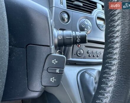 Черный Рено Сценик, объемом двигателя 1.6 л и пробегом 186 тыс. км за 5450 $, фото 19 на Automoto.ua