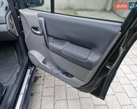 Черный Рено Сценик, объемом двигателя 1.5 л и пробегом 275 тыс. км за 5700 $, фото 18 на Automoto.ua