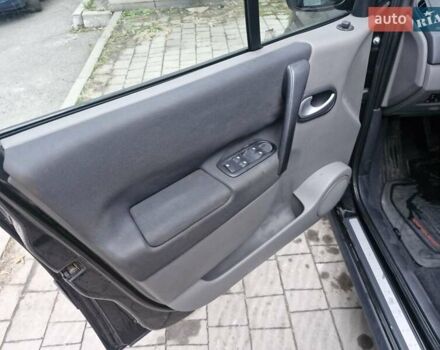 Черный Рено Сценик, объемом двигателя 1.5 л и пробегом 275 тыс. км за 5700 $, фото 3 на Automoto.ua