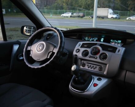 Рено Сценик 2009 в Харькове на Automoto.ua Черный Рено Сценик, объемом двигателя 1.5 л и пробегом 211 тыс. км за 5950 $, фото 10 на Automoto.ua